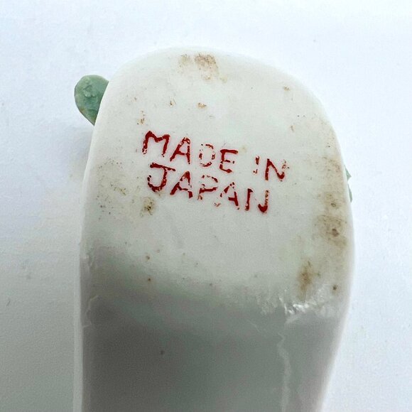 Vintage Made In Japan Porcelain Shoe Figurine Floral Gold Trim - Picture 2 of 9